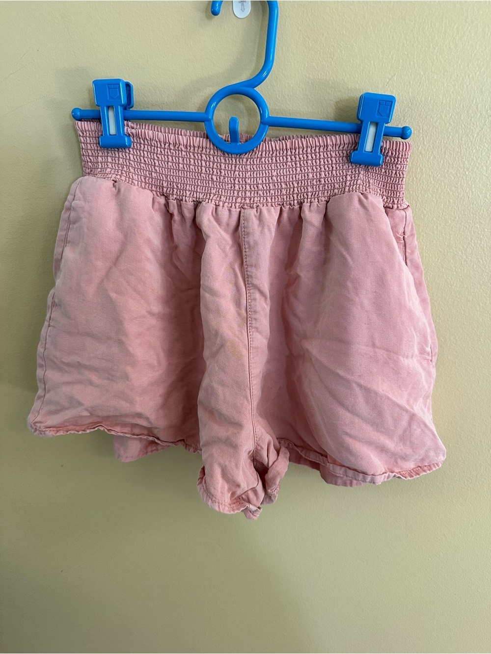 American Eagle Outfitters Dusty Pink Smocked Waist Shorts